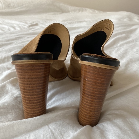 🤑3/$30 Fabianelli NWOT Made in Italy suede slides. US10 EUR 40 3.5” heel - Picture 2 of 7
